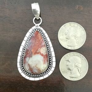 Amazing Laguna Lace Agate Gemstone Necklace Pendant